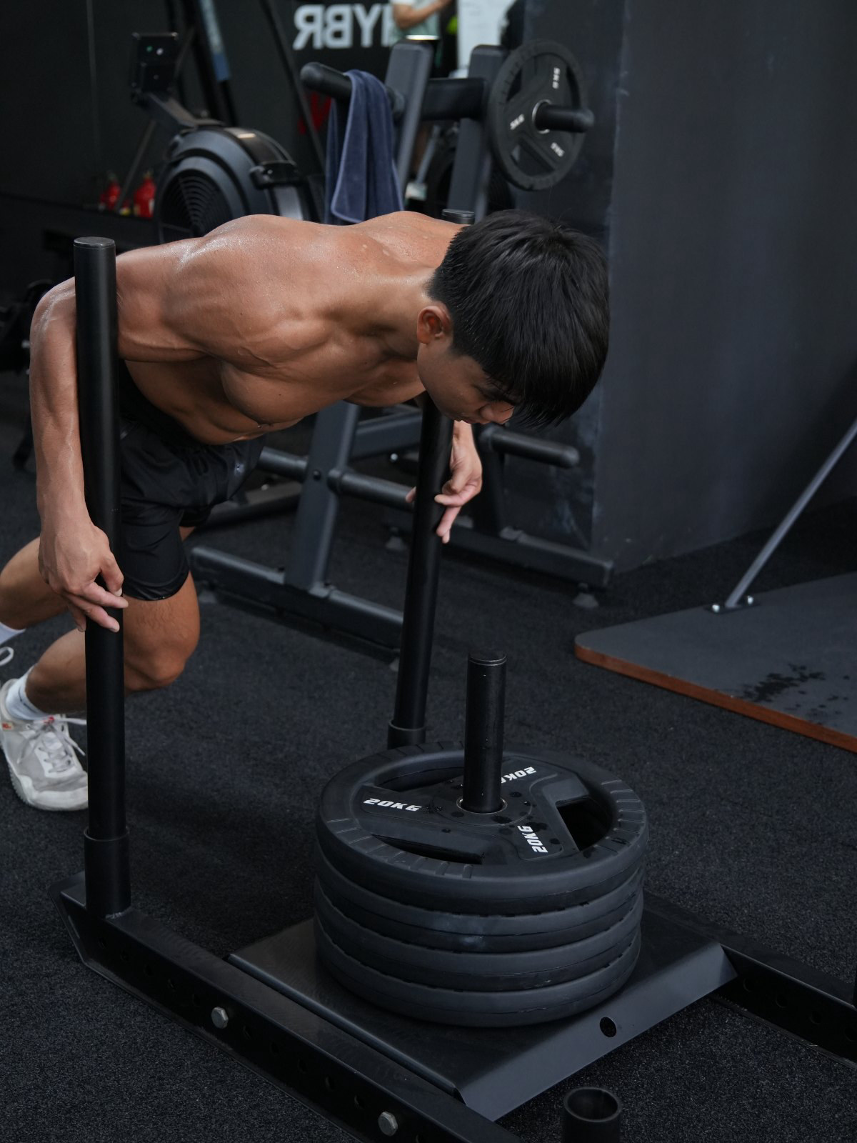 HYBRID TRAINING 1:4